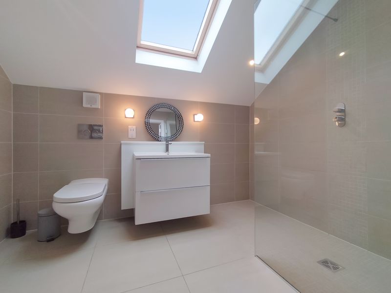 Photo 21- click for photo gallery